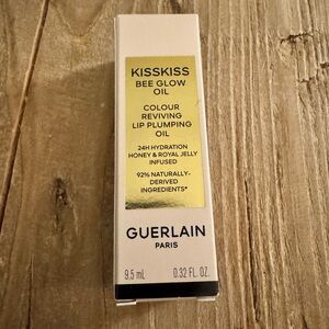 Guerlain KissKiss Bee Glow Lip Plumping Oil - 309 Honey Glow. Brand new.